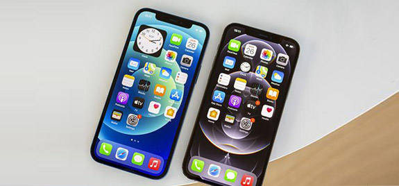 果然还是13香，苹果iPhone13小刘海大电池120Hz全部都有